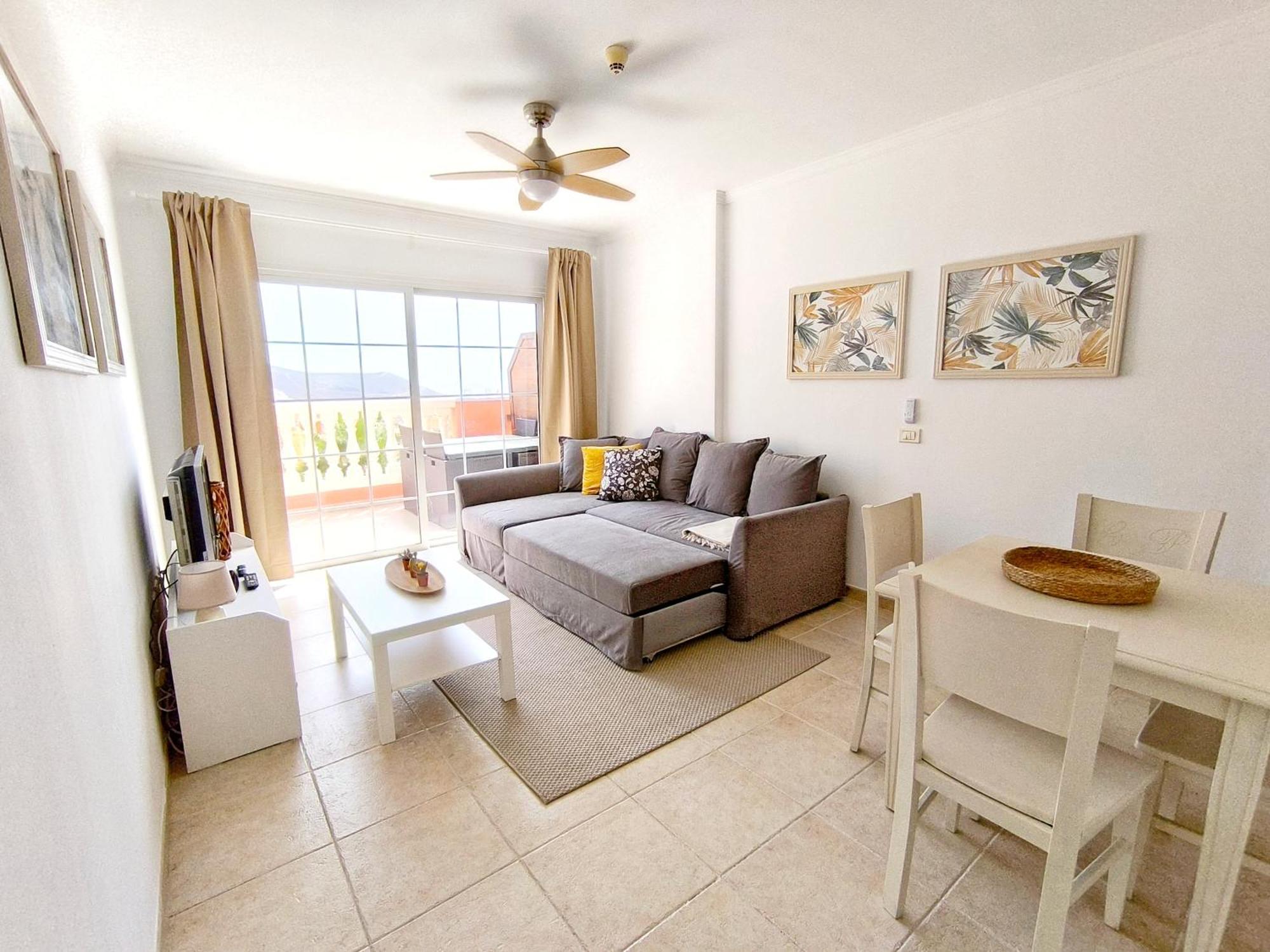 Estrella Canaria - Cristianos, Pool, Fibre Net, Tv Channels Apartment