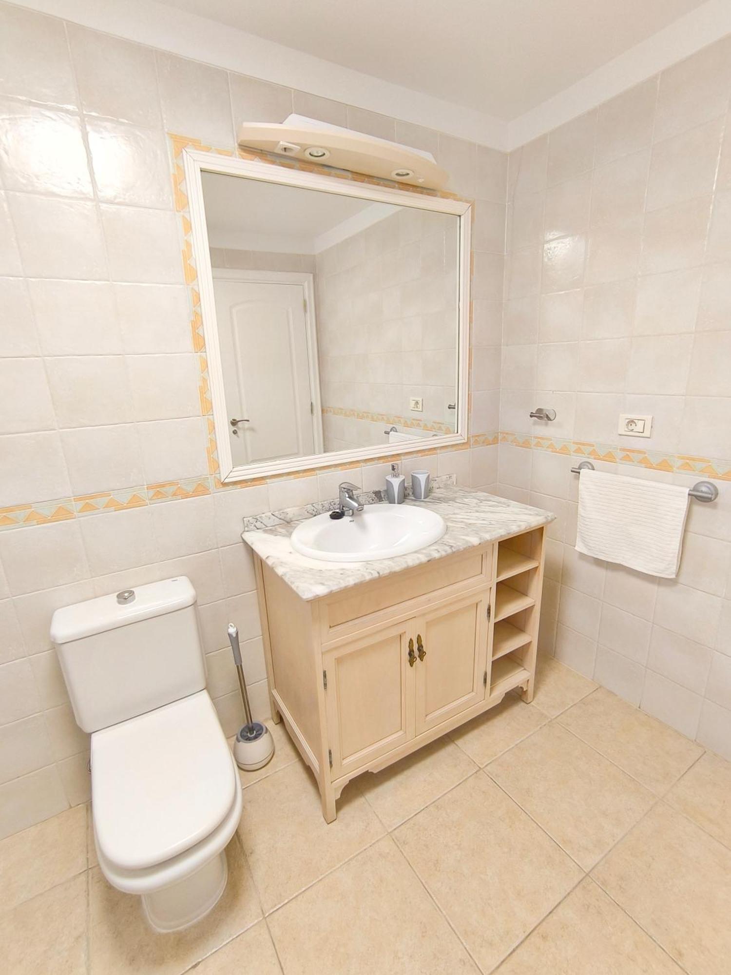 Apartment Estrella Canaria - Cristianos, Pool, Fibre Net, Tv Channels Los Cristianos (Tenerife)